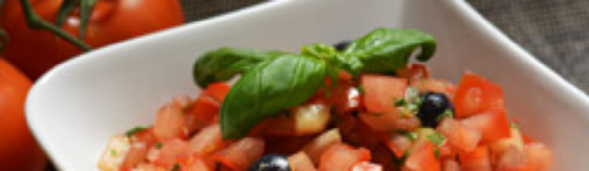 Tomaten-Heidelbeer-Salat